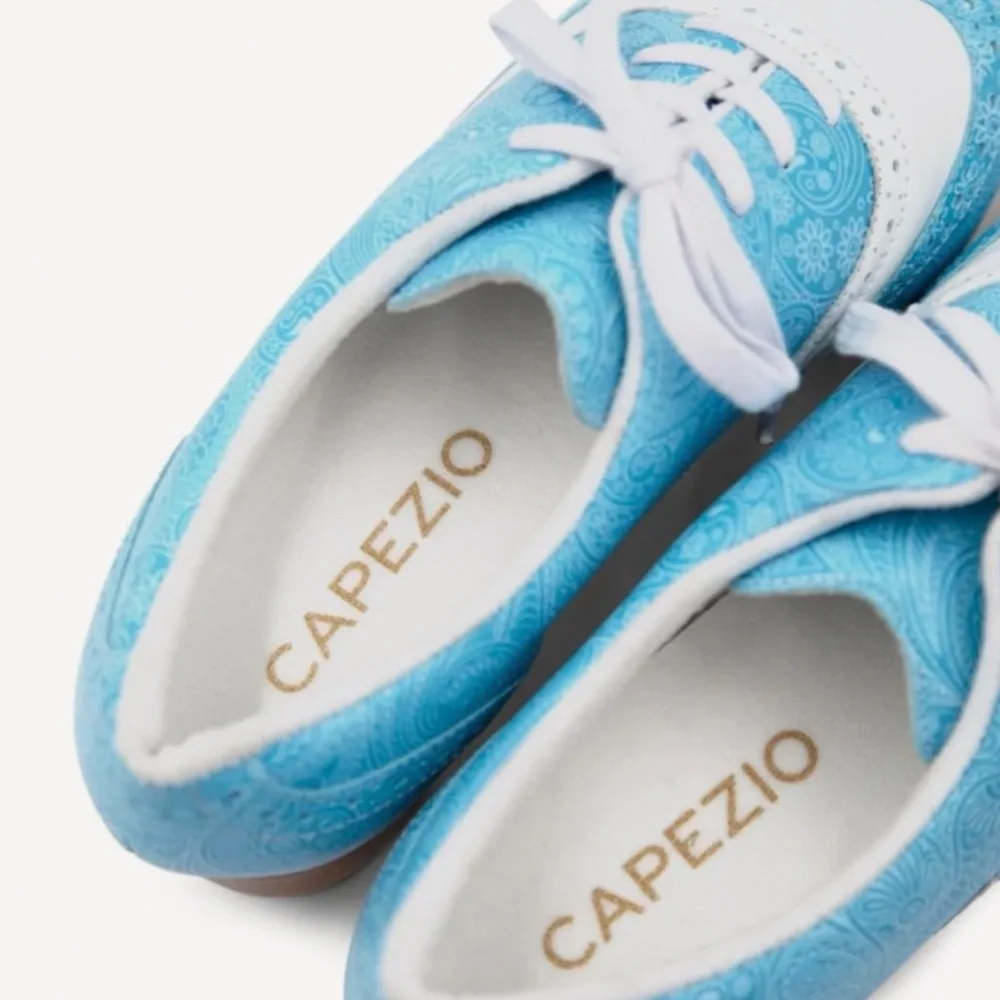 Capezio Roxy Limited Edition Tap Shoe NWT 🩵🤍🩵 - Picture 3 of 3